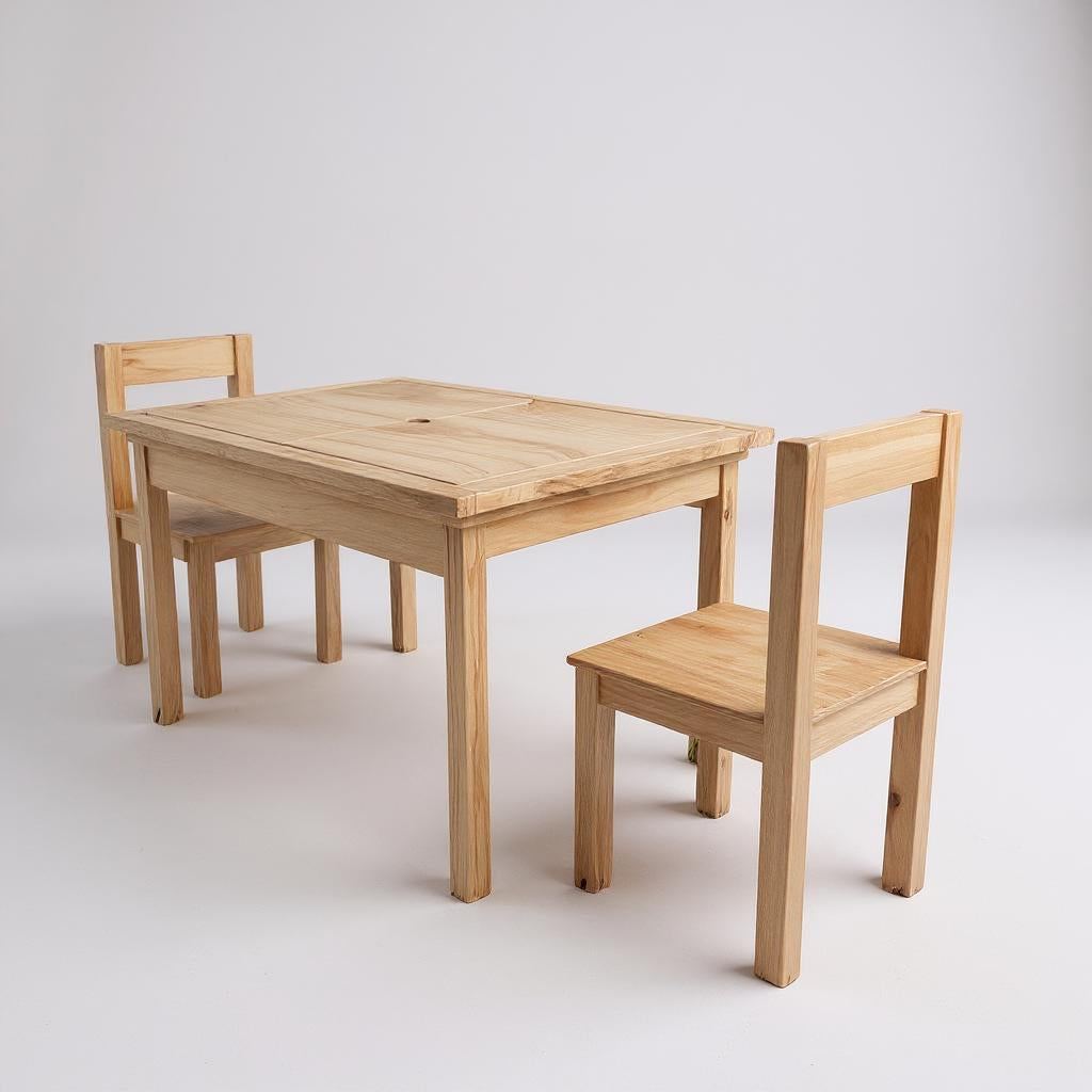 Sensory Table with Lid with chairs