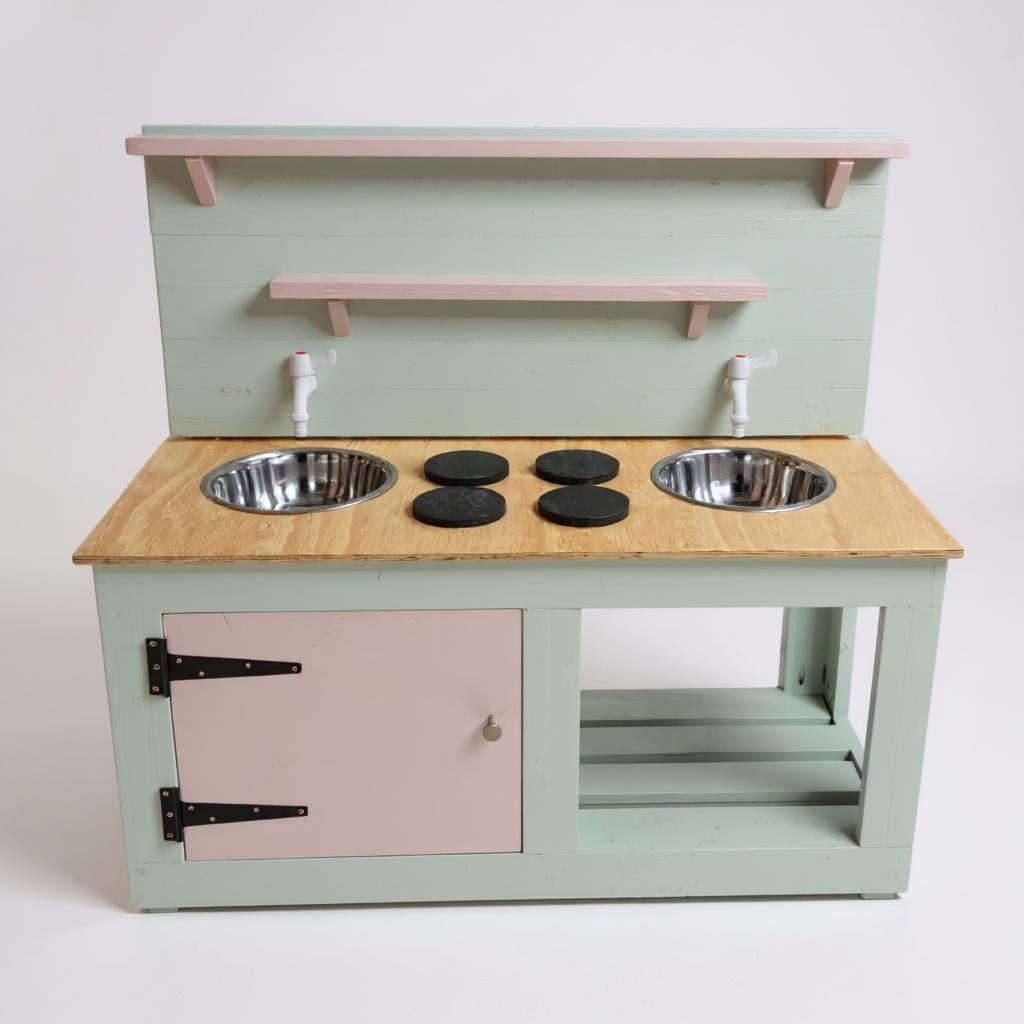 Mud Kitchen 2