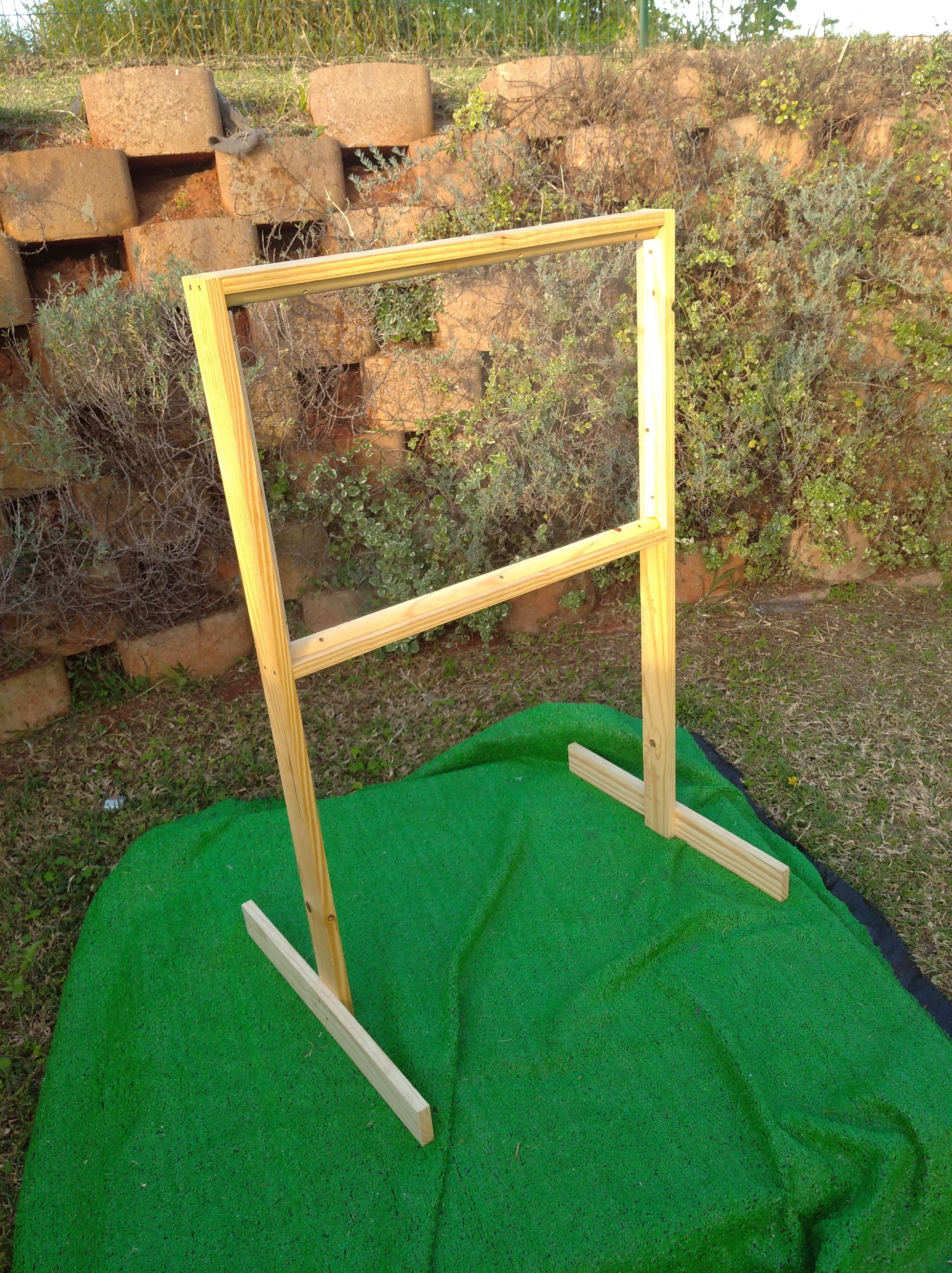 Acrylic Easel - Large - Mess It Up Kids