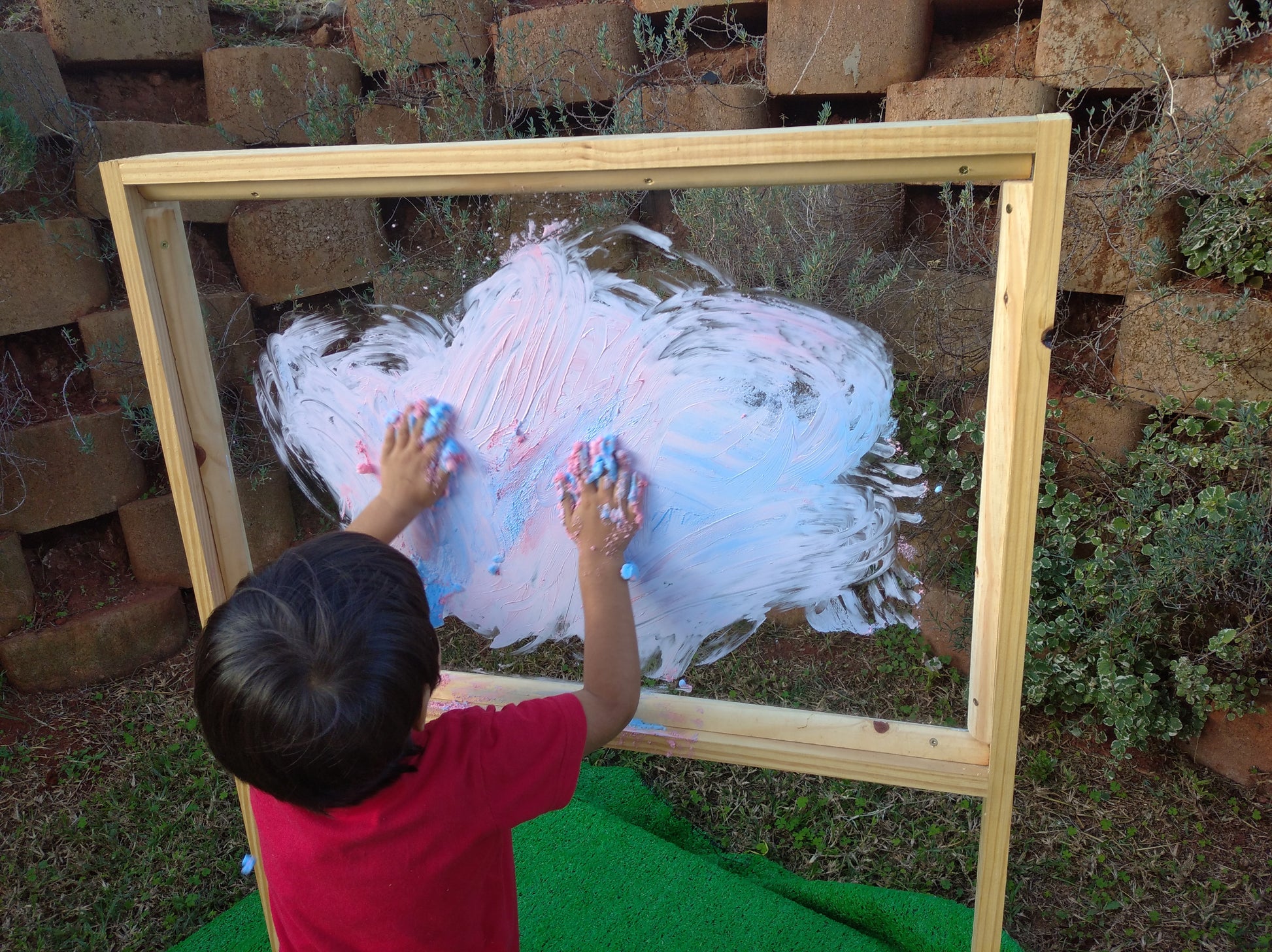 Acrylic Easel - Large - Mess It Up Kids