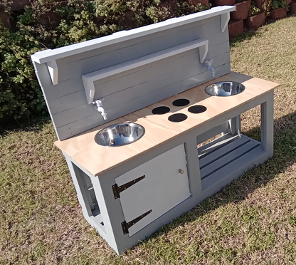 Mud Kitchen 2